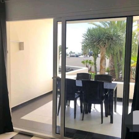 Suri Costa Teguise Apartment Luaran gambar